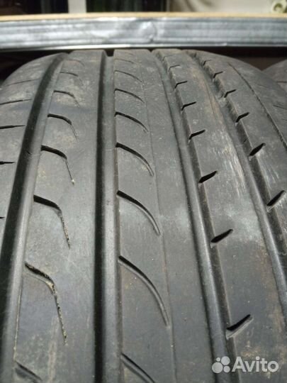 Yokohama BluEarth RV-02 225/65 R17