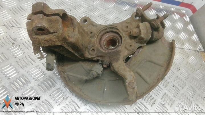 Ступица передняя левая Skoda Superb 2 2009