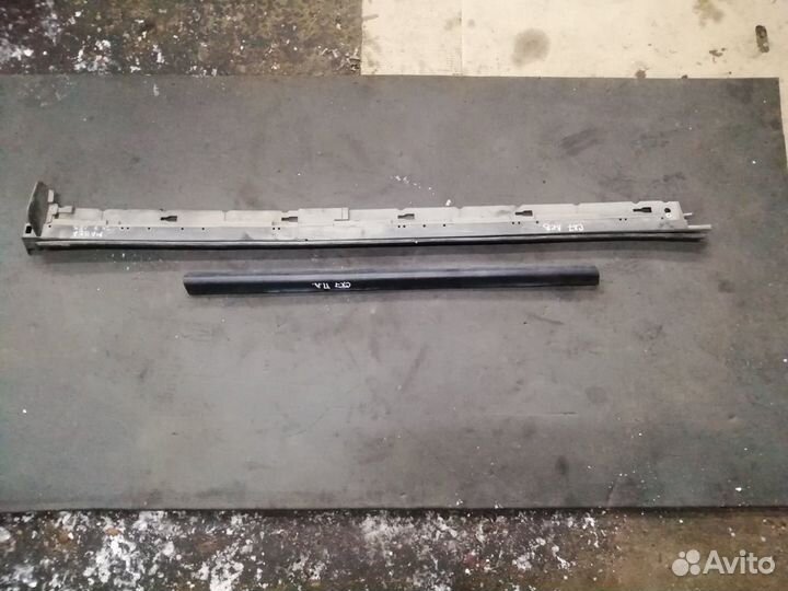 Mazda CX-7 2008 2.3 АКПП накладка молдинг