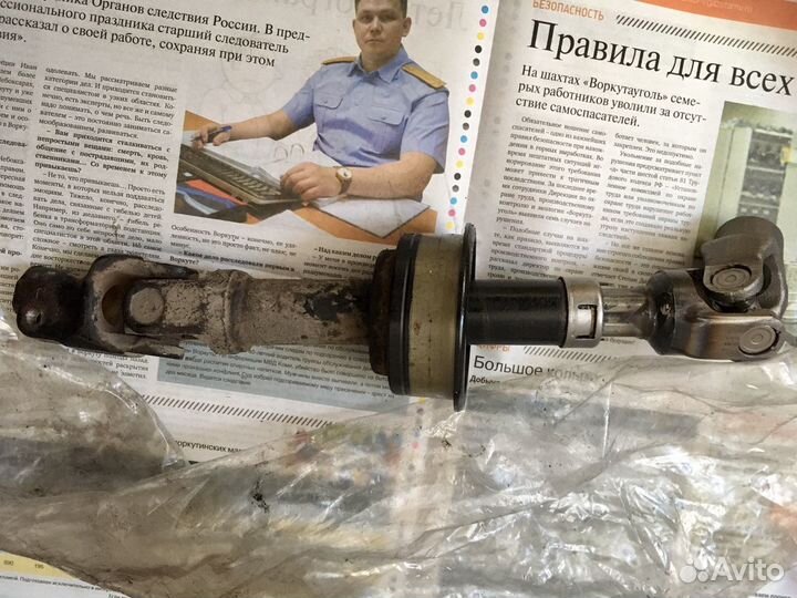 Рулевой вал Camry 50 14г