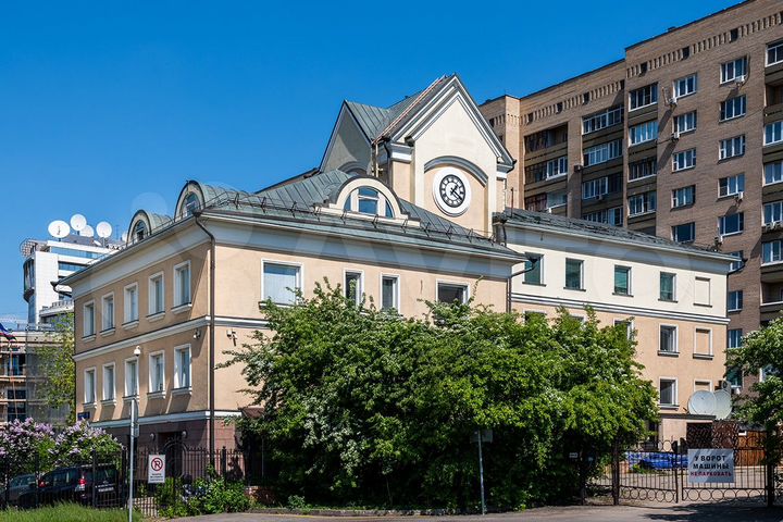 Продам здание, 2973 м²