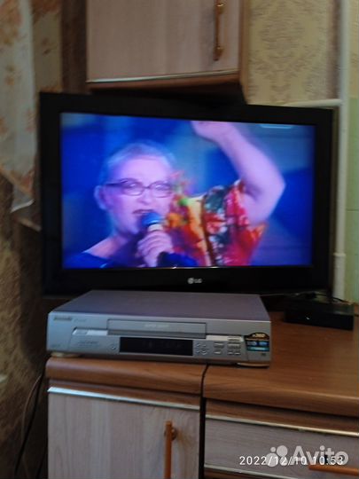 Видеомагнитофон Panasonic NV-SJ 205