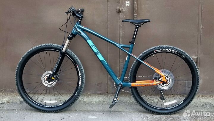 Велосипед GT Avalanche Elite 27.5 (SLX 1x11)