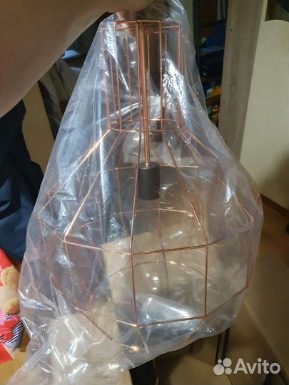 Светильник новый