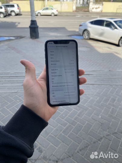 iPhone Xr, 64 ГБ