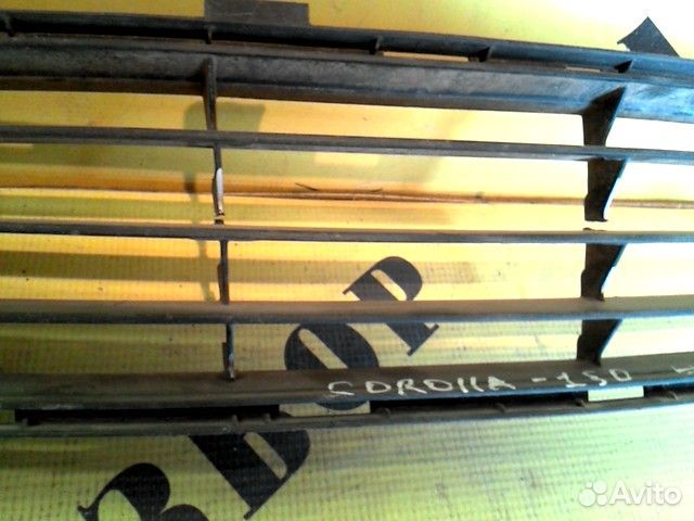 Решетка в бампер Toyota Corolla 150 2006-2013