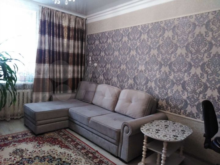 2-к. квартира, 53 м², 1/3 эт.