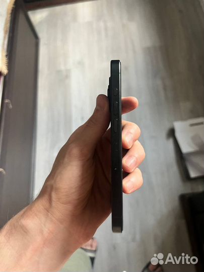 iPhone 15 Pro, 128 ГБ