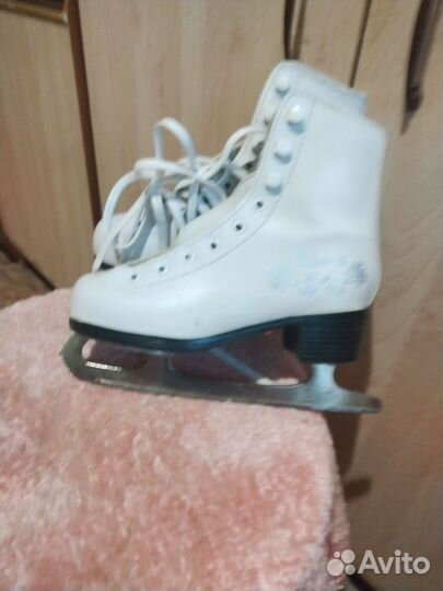 Коньки фигурные