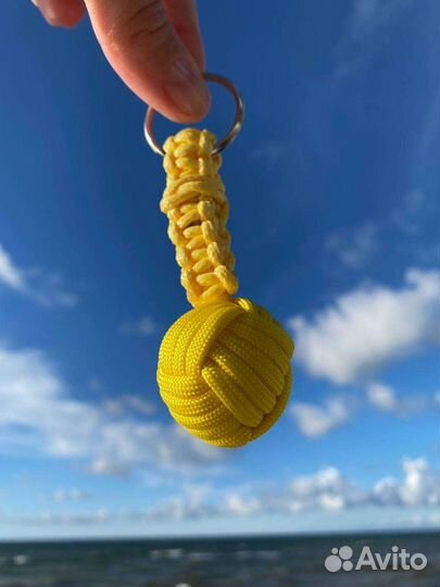 Брелок из паракорда - Обезьяний кулак