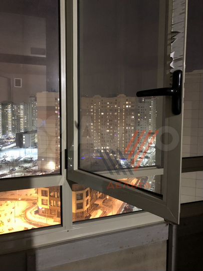 Доля в 1-к. квартире, 42,7 м², 12/23 эт.