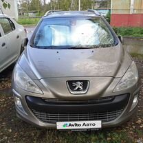 Peugeot 308 1.6 AT, 2010, 240 000 км, с пробегом, цена 800 000 руб.