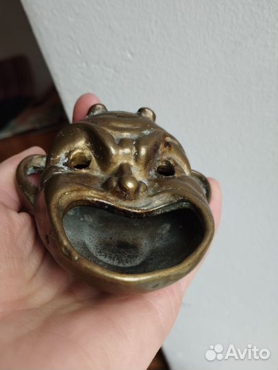 Пепельница латунь