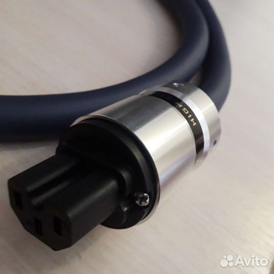 Силовой (сетевой) кабель Monosaudio P902