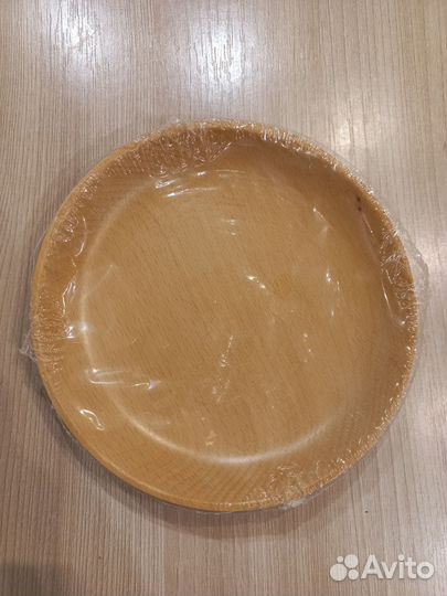 Деревянная тарелка