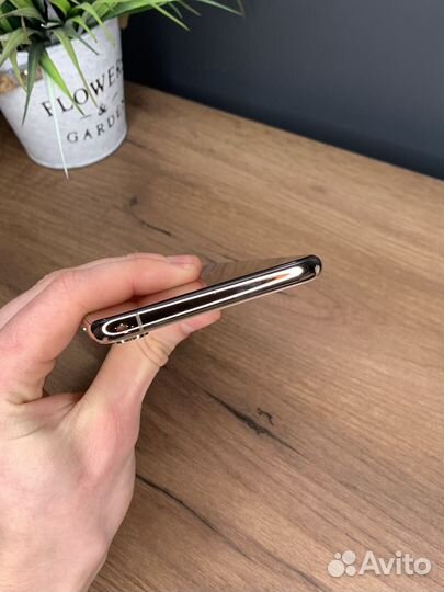 iPhone Xs Max, 64 ГБ