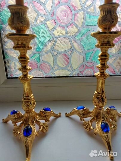 Подсвечники напристольные