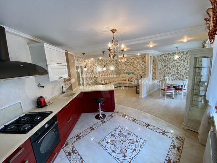 2-к. квартира, 64 м², 3/5 эт.