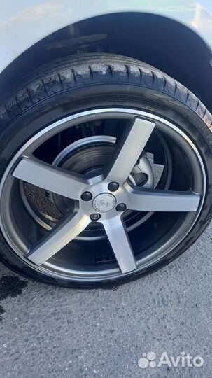 Advance AR211 225/40 R18 26K