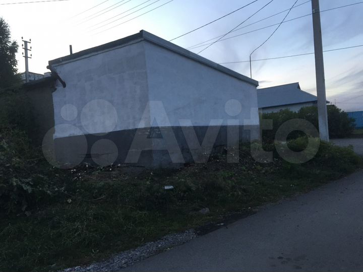 Гараж, > 30 м²