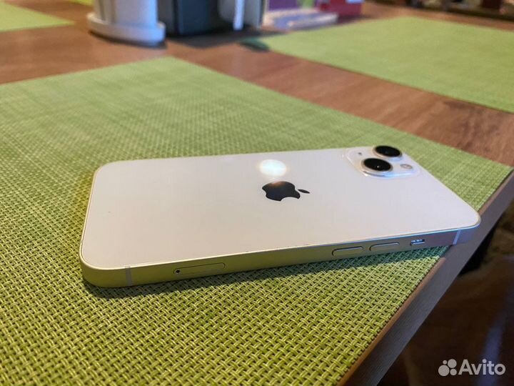 Мобильные телефоны бу iPhone 13