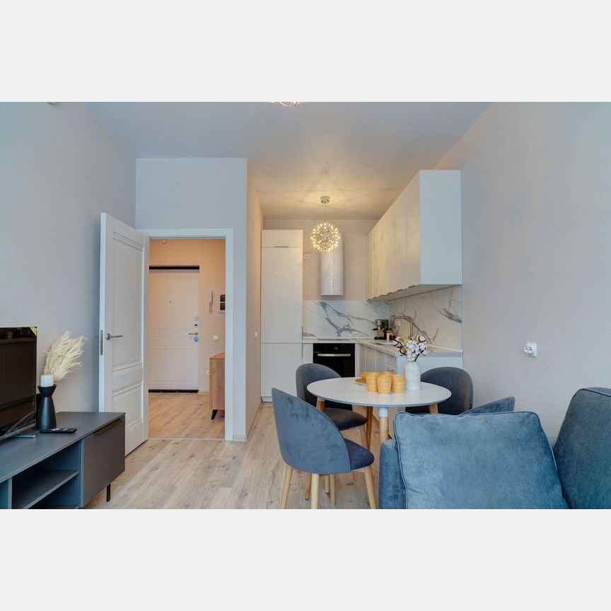 3-к. квартира, 95,1 м², 3/8 эт.