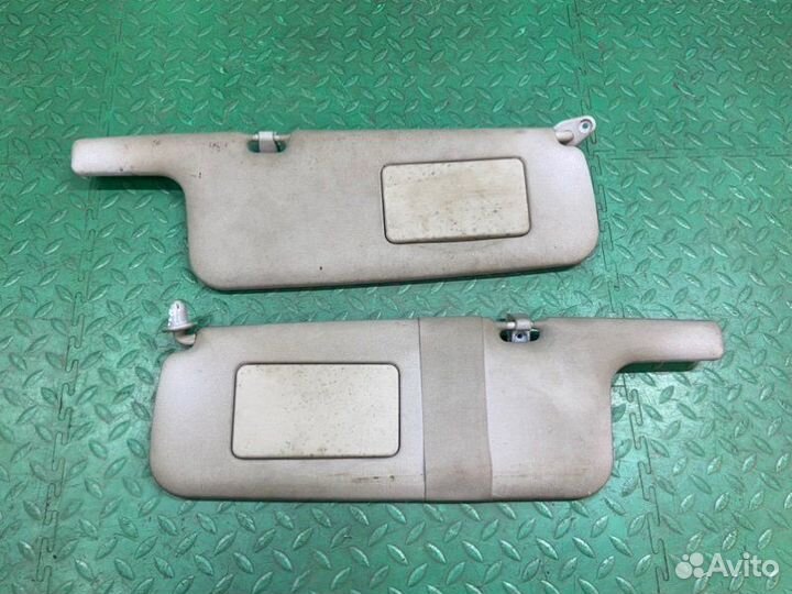 Козырек солнцезащитный Mitsubishi Space Star 4G13