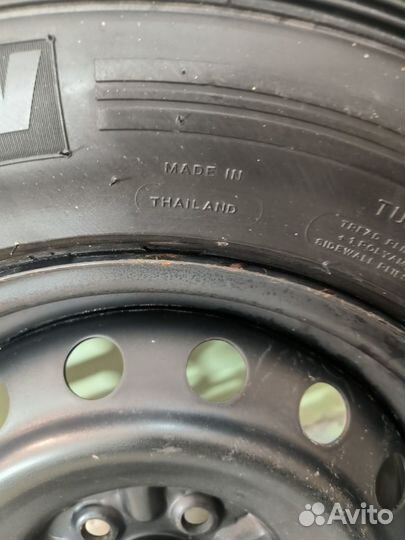 Michelin Vanpix 215/70 R15C