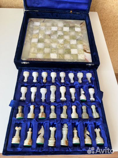 Шахматы из оникса