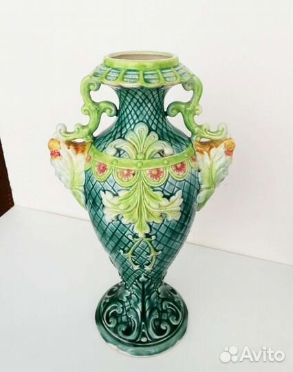 Ваза Фаянс майоликаначало 20 века