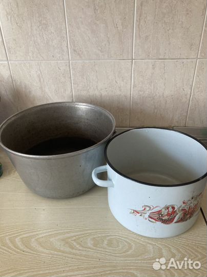 Чугунок, поднос, кастрюля и таз СССР