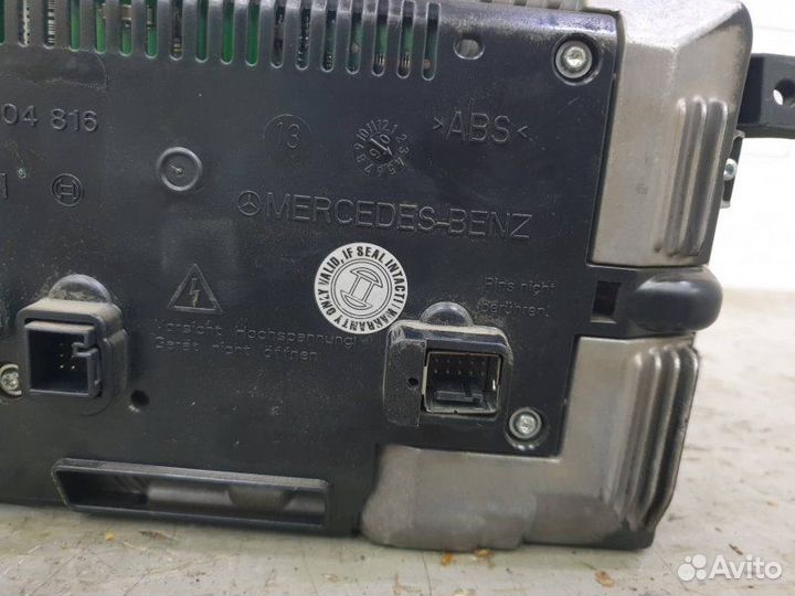 Монитор Mercedes-Benz S-Class W221