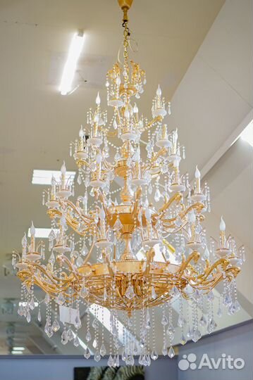 Большая потолочная хрустальная люстра новая