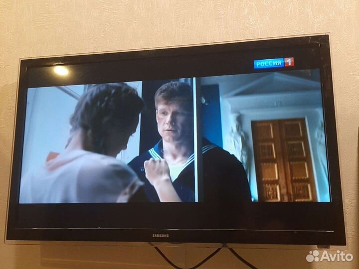 Телевизор бу Samsung smart tv