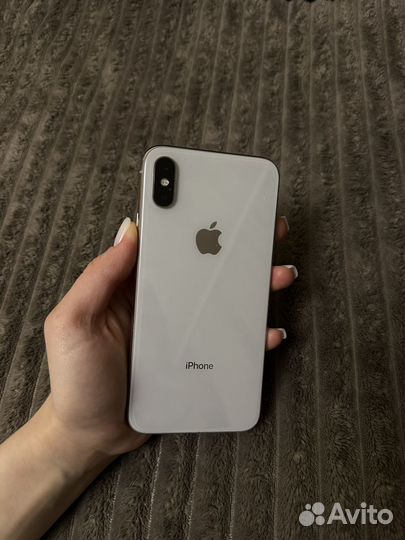 iPhone X, 64 ГБ