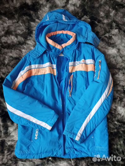 Куртка зимняя на девушку М-ка