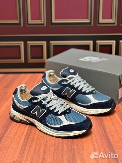 Кроссовки New Balance 2002R