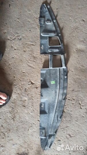 Накладка телевизора Ниссан Кашкай j 11