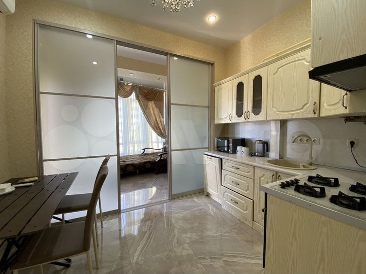 2-к. квартира, 45 м², 3/10 эт.