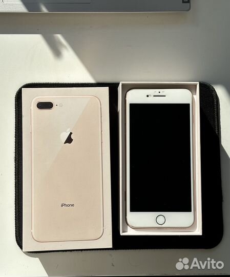 iPhone 8 Plus, 64 ГБ