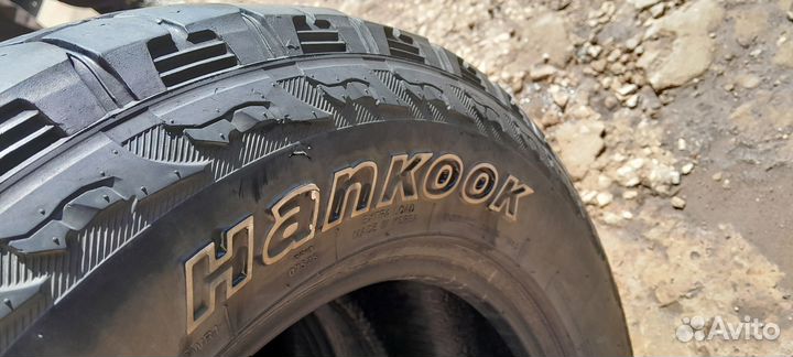 Yokohama 104ZR 235/65 R17