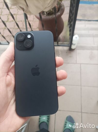 iPhone 15, 256 ГБ