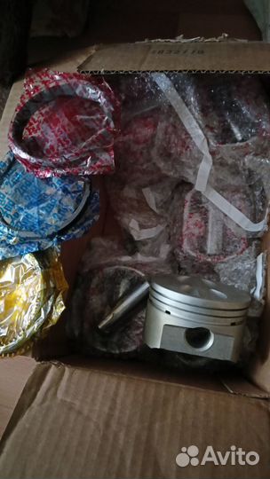 Комплект поршней с кольцами стандартный для L05