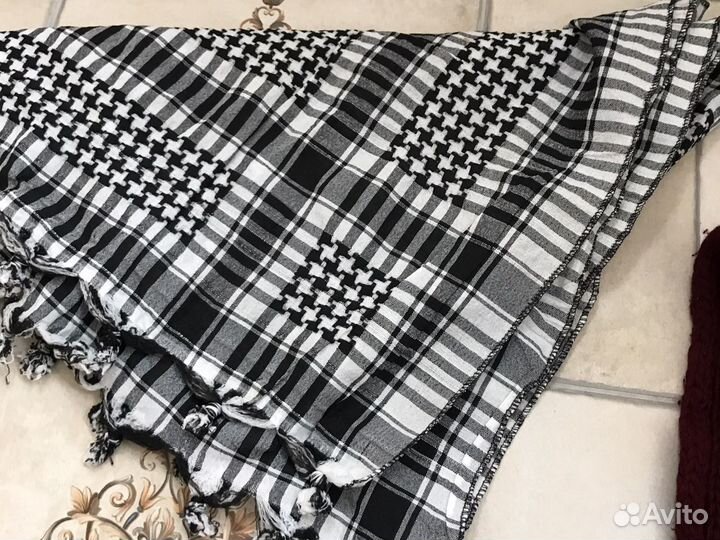 Женские шарфы и снуды