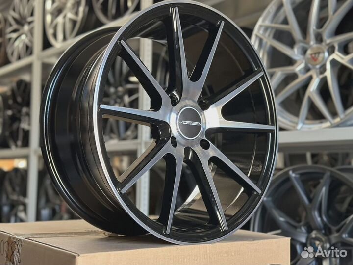 Комплект дисков Vossen VFS1 R17 7,5j 4*100 S BMF