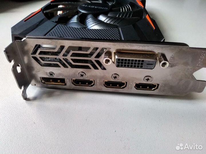 GF 1050 2Gb