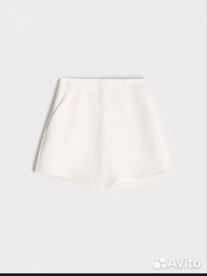 Шорты классические женские