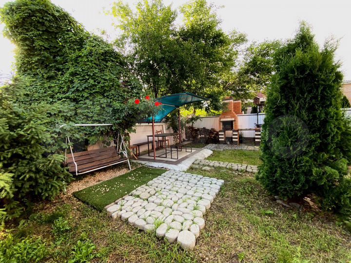 Коттедж 100 м² на участке 4 сот.