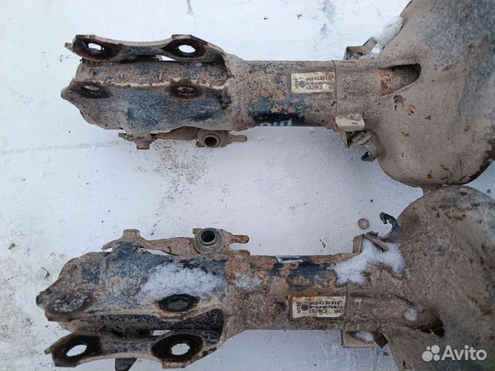 Стойки передние Сеат Ибица 1999г