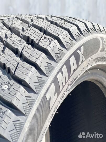 Zmax Winternova Stud II 295/40 R21 97U